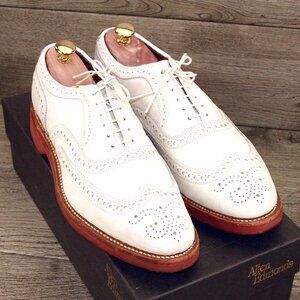 *Worn 2x* $395 Allen Edmonds MCALLISTER 9.5 B Narrow White Suede * add $15 Trees